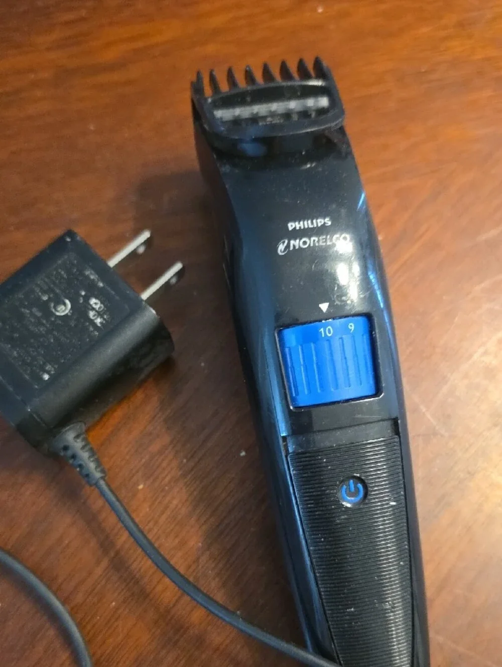 Philips Norelco Corded Trimmer in Black with Blue Dial